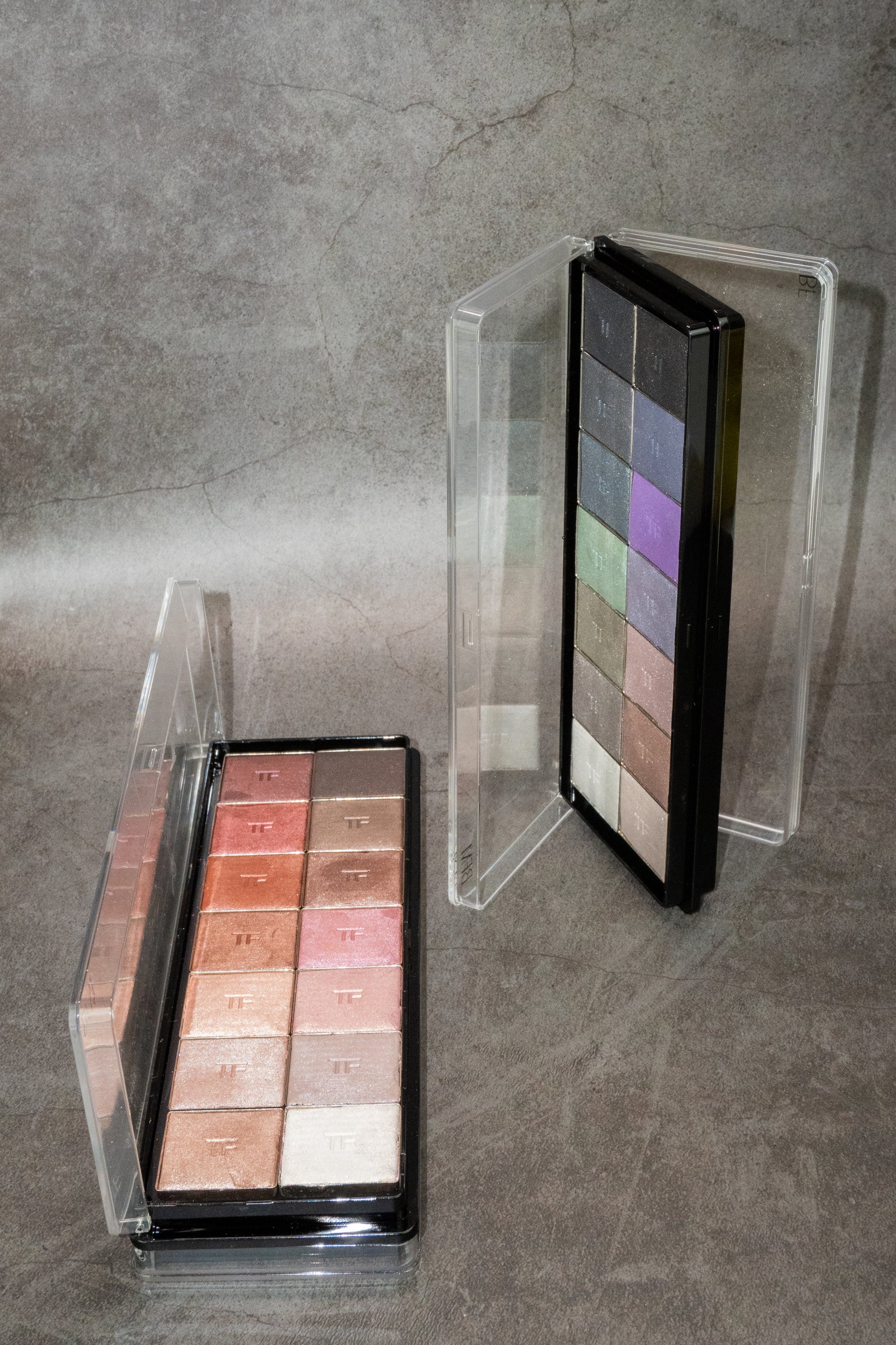 Double-Sided Magnetic Palette