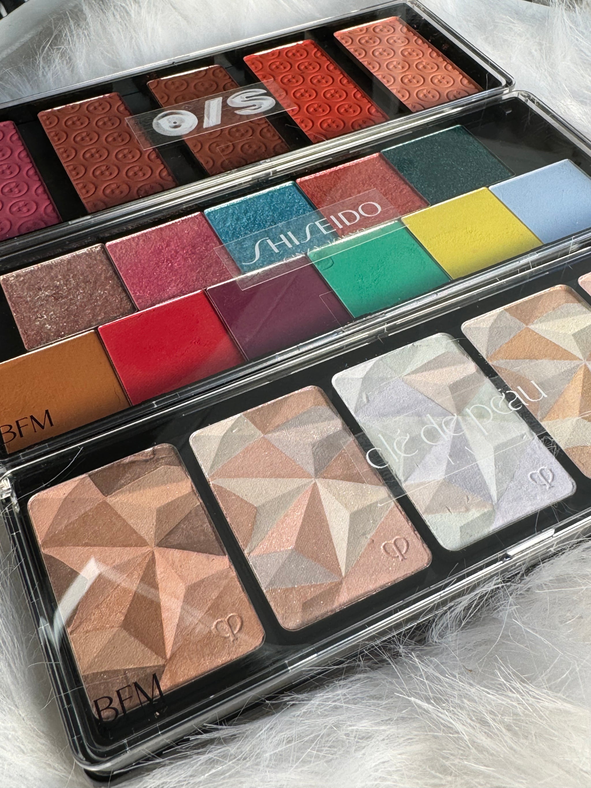 Double-Sided Magnetic Palette